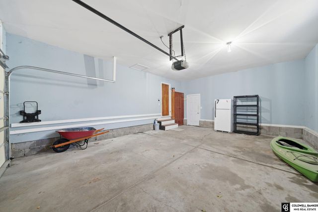 3207 W 16th Street, Grand Island, NE 68803