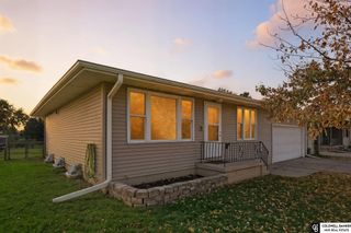 3207 W 16th Street, Grand Island, NE 68803