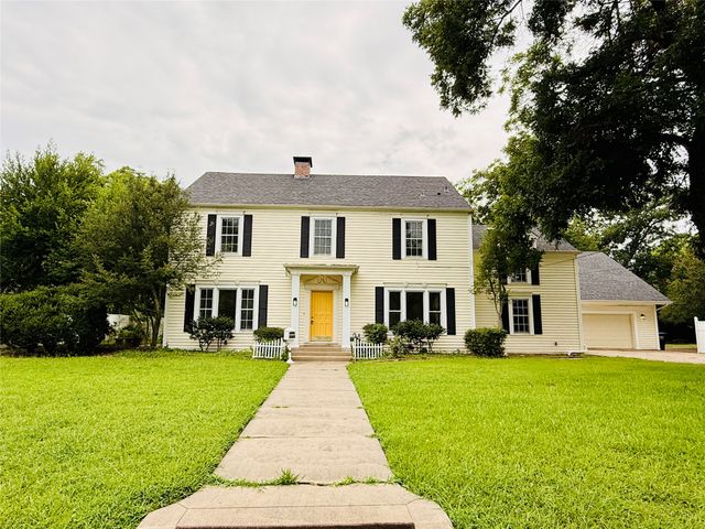 2025 Walworth Street, Greenville, TX 75401