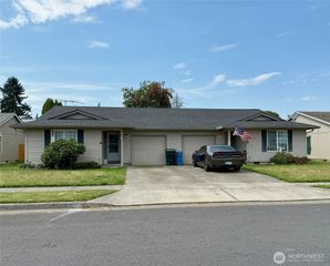 128 Adams Drive, Kelso, WA 98626