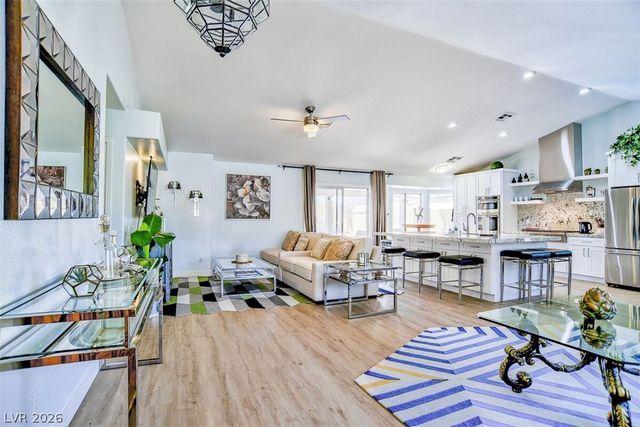 7737 Wedlock Lane, Las Vegas, NV 89129