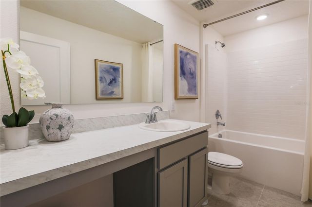276 LUIS LANE, Debary, FL 32713