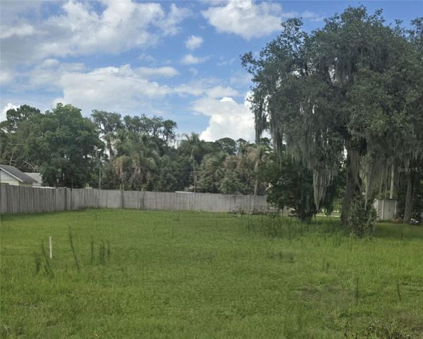 276 LUIS LANE, Debary, FL 32713