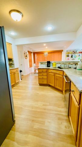 7321 Clover Park Way, Dublin, OH 43016