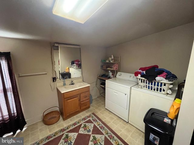 382-384 ELDER ST, Chambersburg, PA 17201