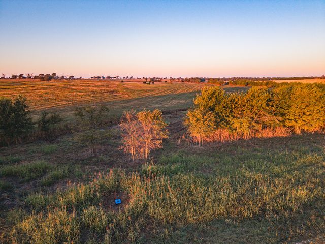 455 Turkey Run, Crawford, TX 76638