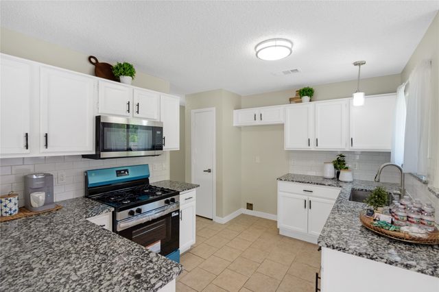 7017 Seascape Drive, Rowlett, TX 75088