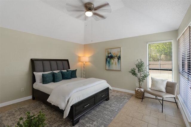 7017 Seascape Drive, Rowlett, TX 75088
