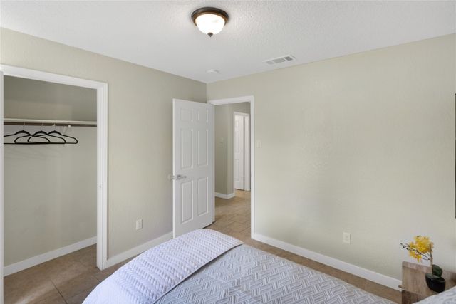7017 Seascape Drive, Rowlett, TX 75088