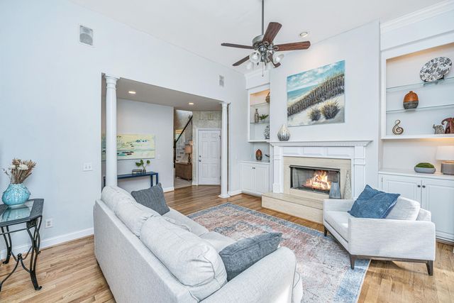 509 Chimney Bluff Drive, Mount Pleasant, SC 29464