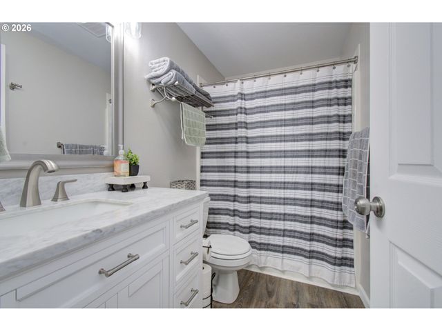 10411 Ne 94TH St, Vancouver, WA 98662