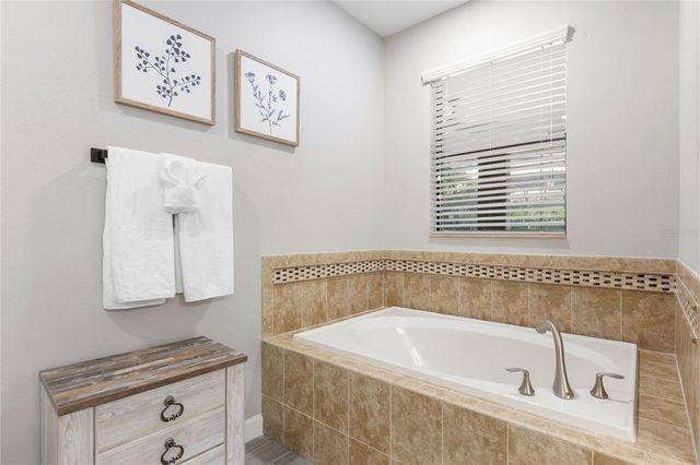 1406 WEXFORD WAY, Davenport, FL 33896
