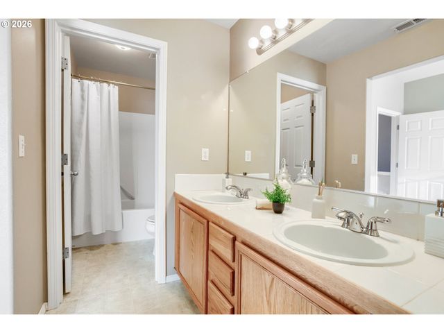 2753 Se 75TH Ave, Hillsboro, OR 97123