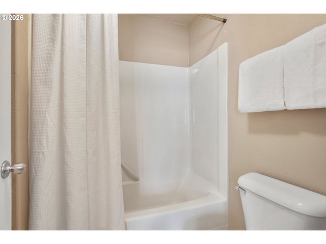 2753 Se 75TH Ave, Hillsboro, OR 97123