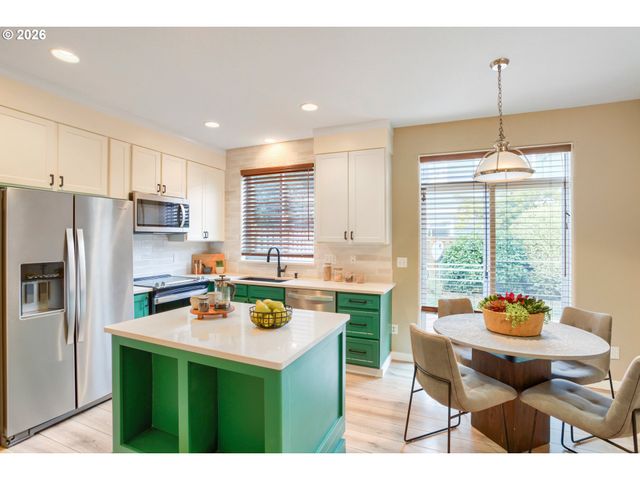 2753 Se 75TH Ave, Hillsboro, OR 97123