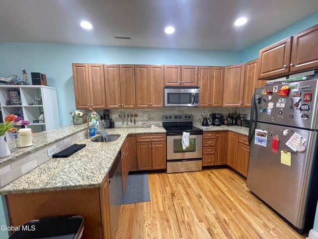 1110 Western Avenue APT 9, Albany, NY 12203