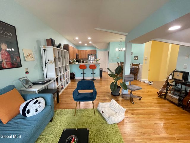 1110 Western Avenue APT 9, Albany, NY 12203