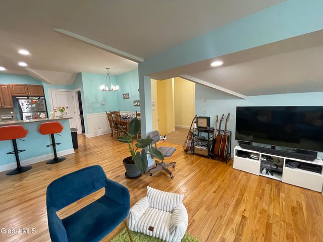 1110 Western Avenue APT 9, Albany, NY 12203