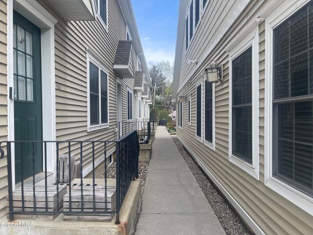 1110 Western Avenue APT 9, Albany, NY 12203