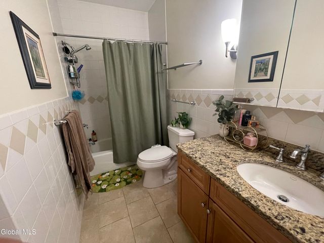 1110 Western Avenue APT 9, Albany, NY 12203