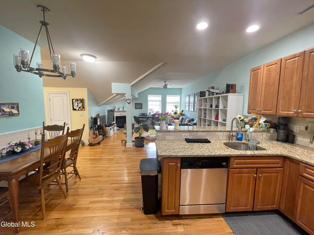 1110 Western Avenue APT 9, Albany, NY 12203