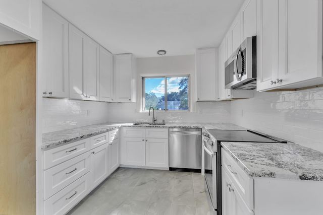 3101 Carolina Street NE, Albuquerque, NM 87110