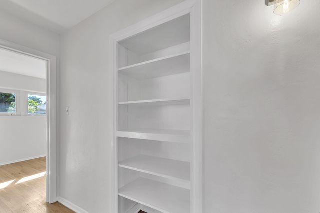 3101 Carolina Street NE, Albuquerque, NM 87110