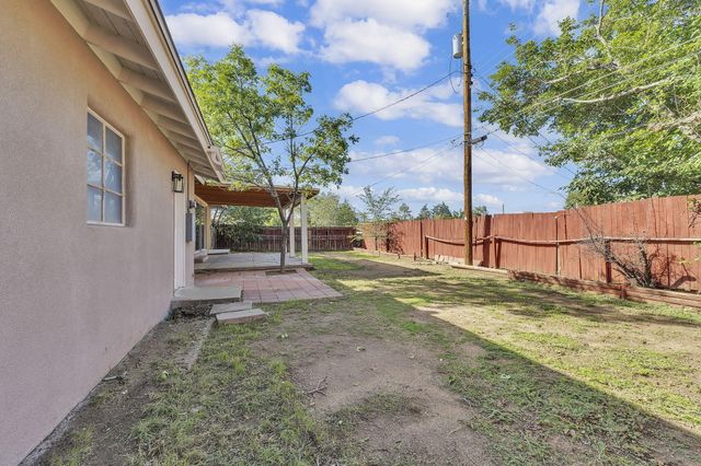 3101 Carolina Street NE, Albuquerque, NM 87110