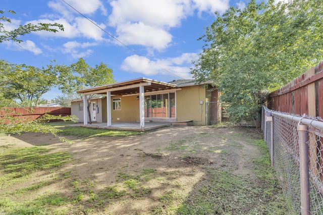 3101 Carolina Street NE, Albuquerque, NM 87110