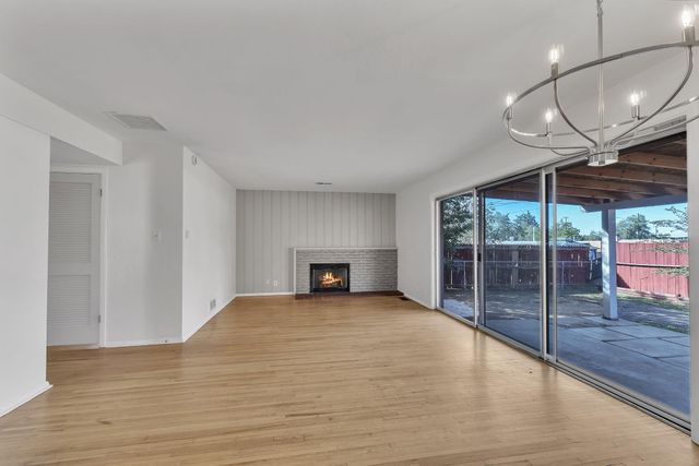 3101 Carolina Street NE, Albuquerque, NM 87110
