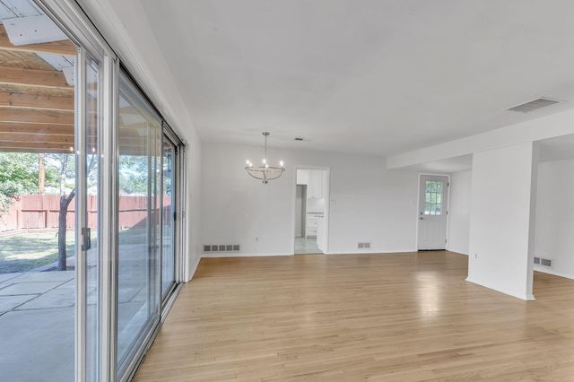3101 Carolina Street NE, Albuquerque, NM 87110