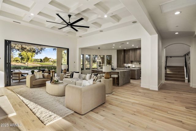 9905 N 78TH Place, Scottsdale, AZ 85258