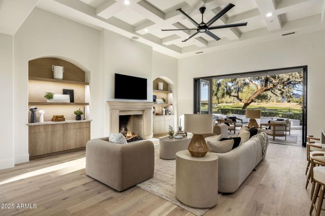 9905 N 78TH Place, Scottsdale, AZ 85258