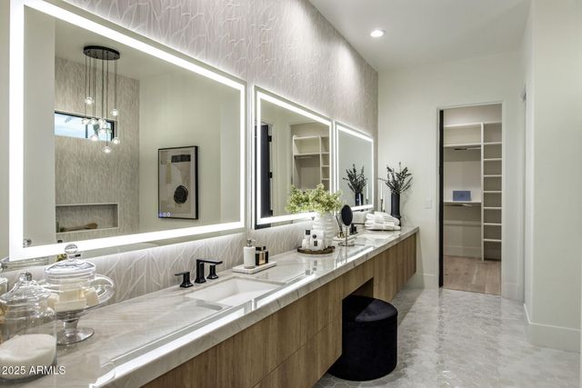 9905 N 78TH Place, Scottsdale, AZ 85258