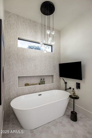 9905 N 78TH Place, Scottsdale, AZ 85258