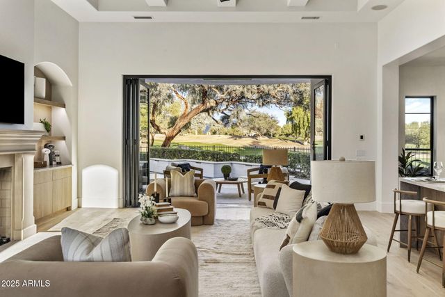 9905 N 78TH Place, Scottsdale, AZ 85258