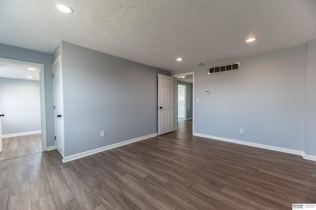 4251 D Street, Omaha, NE 68107