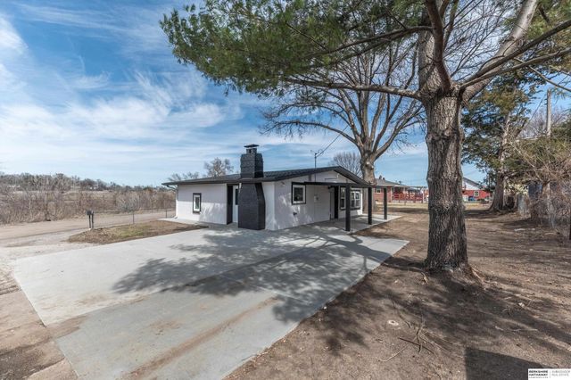 4251 D Street, Omaha, NE 68107