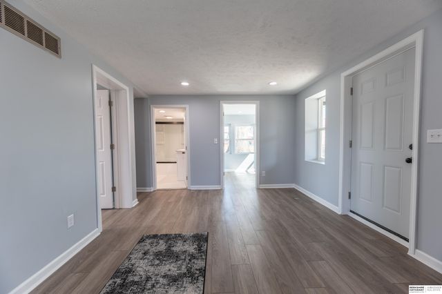 4251 D Street, Omaha, NE 68107