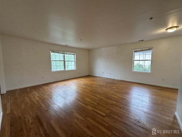 111 Harris Avenue 4, Middlesex, NJ 08846