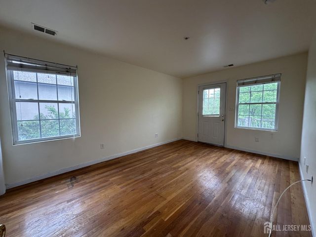 111 Harris Avenue 4, Middlesex, NJ 08846