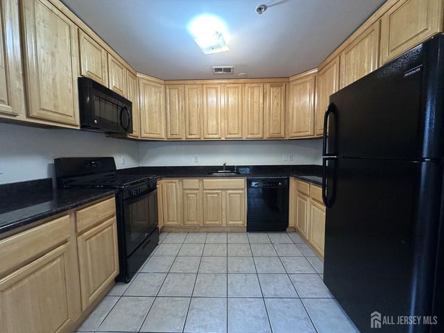 111 Harris Avenue 4, Middlesex, NJ 08846