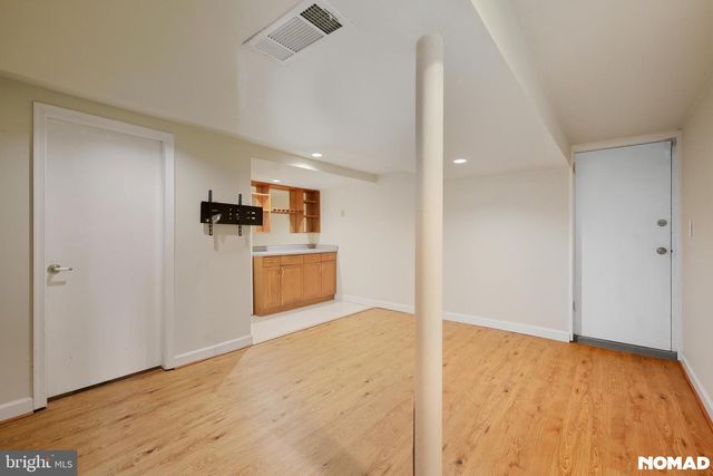 303 MANSFIELD RD, Silver Spring, MD 20910