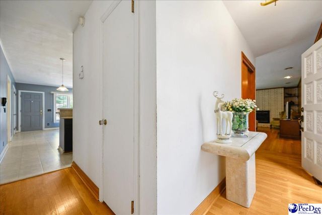 506 Gregory St, Timmonsville, SC 29161