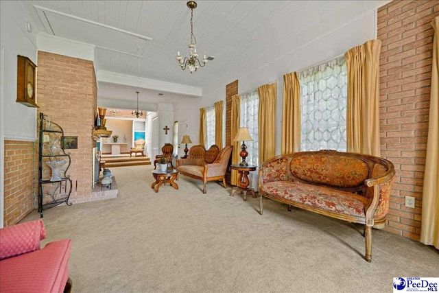 506 Gregory St, Timmonsville, SC 29161