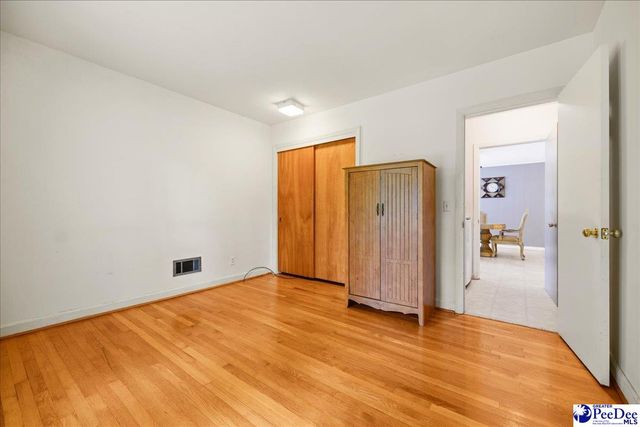 506 Gregory St, Timmonsville, SC 29161