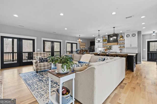 211 Cowart Road, Dawsonville, GA 30534