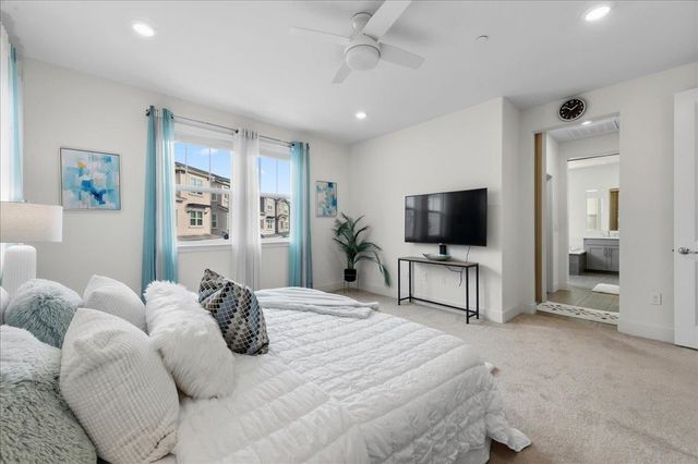 4052 Knightstown St, Dublin, CA 94568