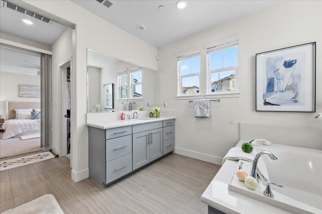 4052 Knightstown St, Dublin, CA 94568