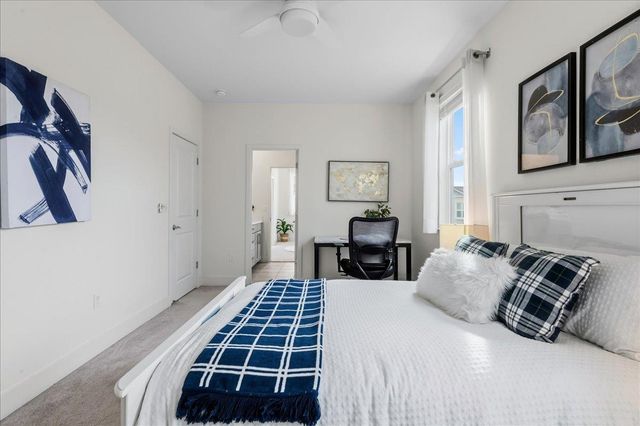 4052 Knightstown St, Dublin, CA 94568